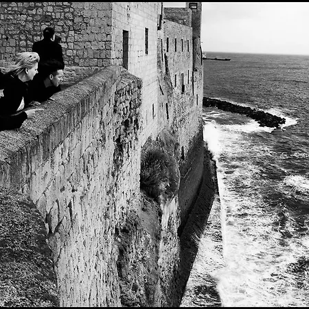 月神卡普雷塞b&b酒店 4*