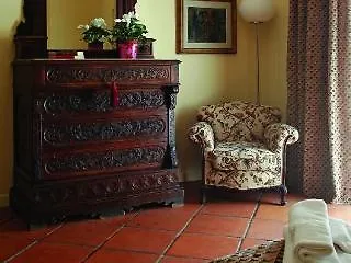 月神卡普雷塞b&b酒店