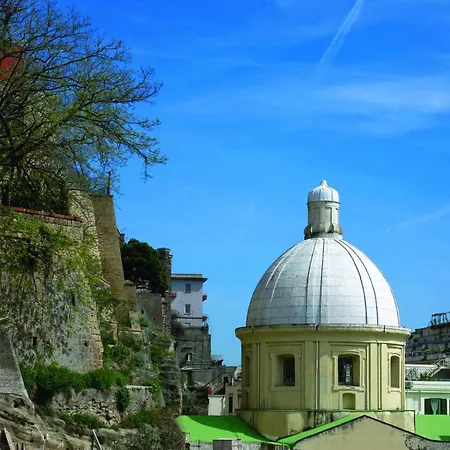 月神卡普雷塞b&b酒店 4*