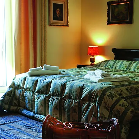 Bed & Breakfast Luna Caprese Naples