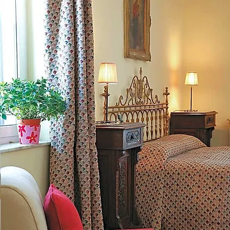 Luna Caprese Bed & Breakfast Naples