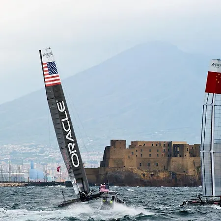 Luna Caprese Nápoles