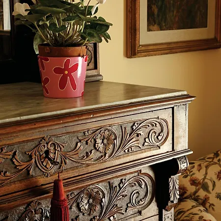 Luna Caprese Bed & Breakfast